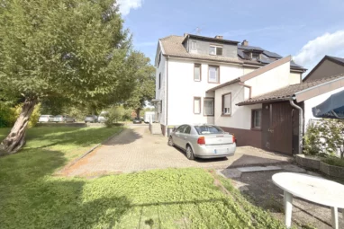 Renditeobjekt samt Baugrundstück mit Potential